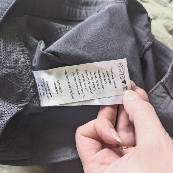 Eddie Bauer Rainier Pants Black Size 6 - Picture 3 of 7